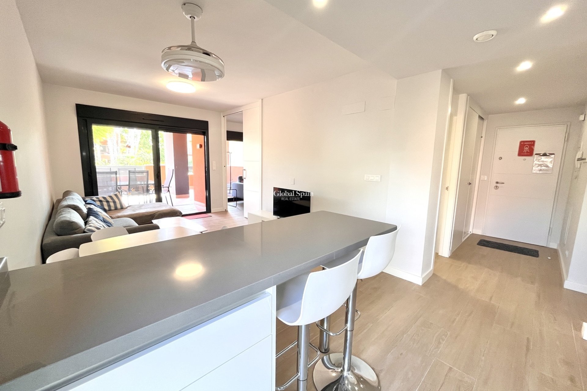 Wiederverkauf - WOHNUNG -
VILLAMARTÍN - Costa Blanca