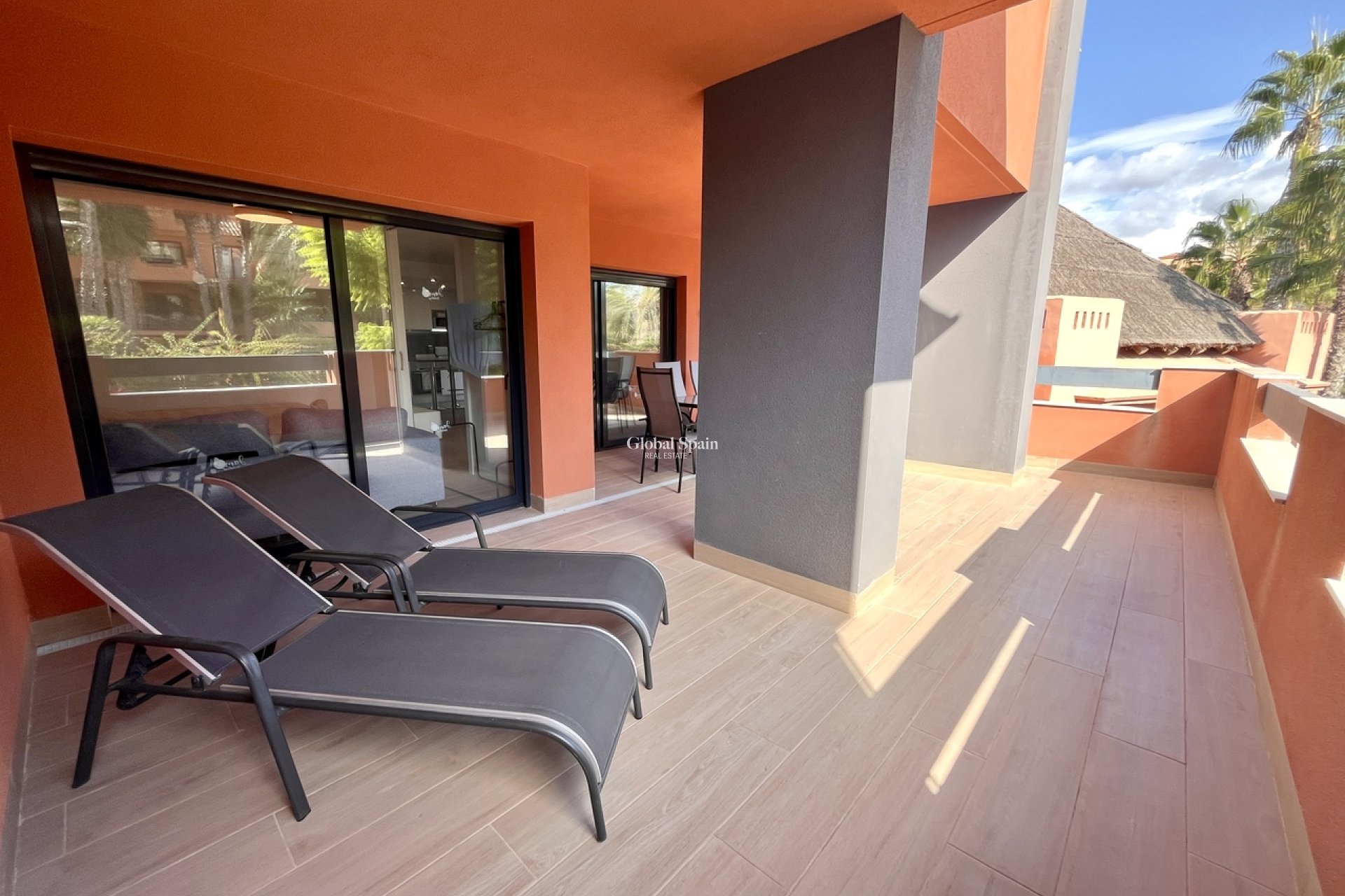 Wiederverkauf - WOHNUNG -
VILLAMARTÍN - Costa Blanca