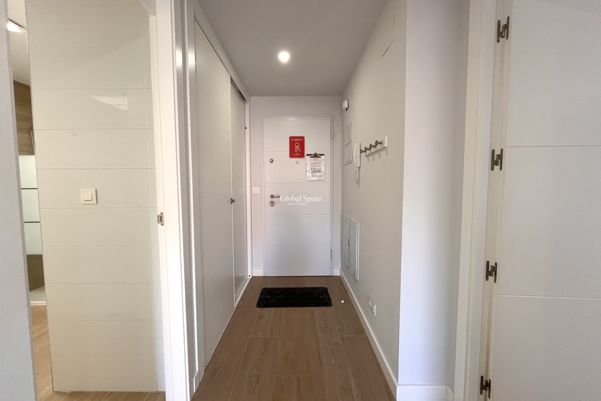 Wiederverkauf - WOHNUNG -
VILLAMARTÍN - Costa Blanca