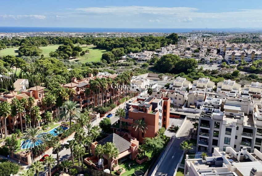 Wiederverkauf - WOHNUNG -
VILLAMARTÍN - Costa Blanca