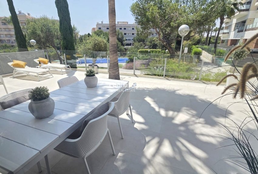 Wiederverkauf - WOHNUNG -
VILLAMARTÍN - Costa Blanca