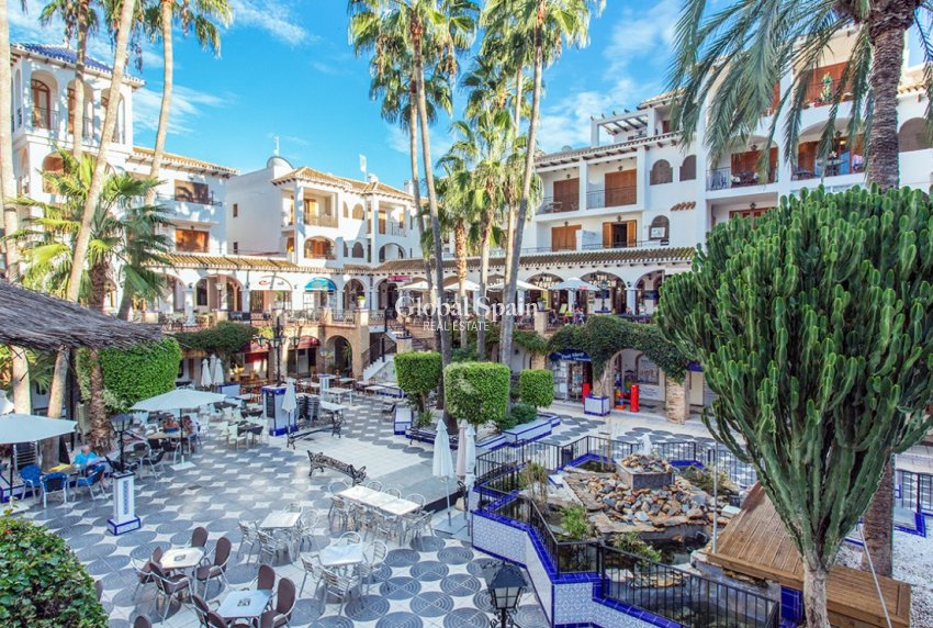 Wiederverkauf - WOHNUNG -
VILLAMARTÍN - Costa Blanca