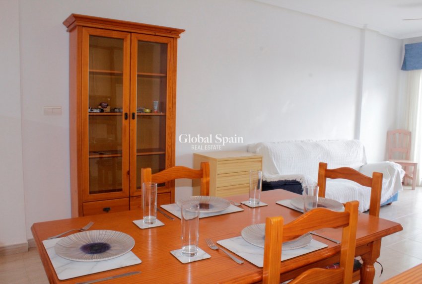 Wiederverkauf - WOHNUNG -
VILLAMARTÍN - Costa Blanca