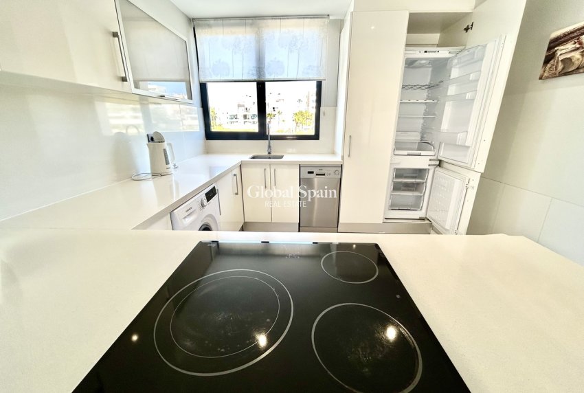 Wiederverkauf - WOHNUNG -
VILLAMARTÍN - Costa Blanca