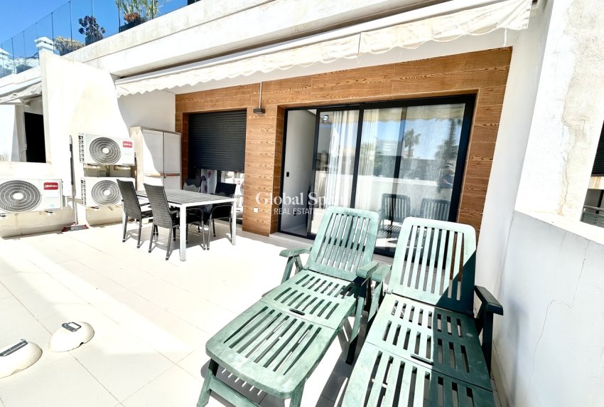 Wiederverkauf - WOHNUNG -
VILLAMARTÍN - Costa Blanca