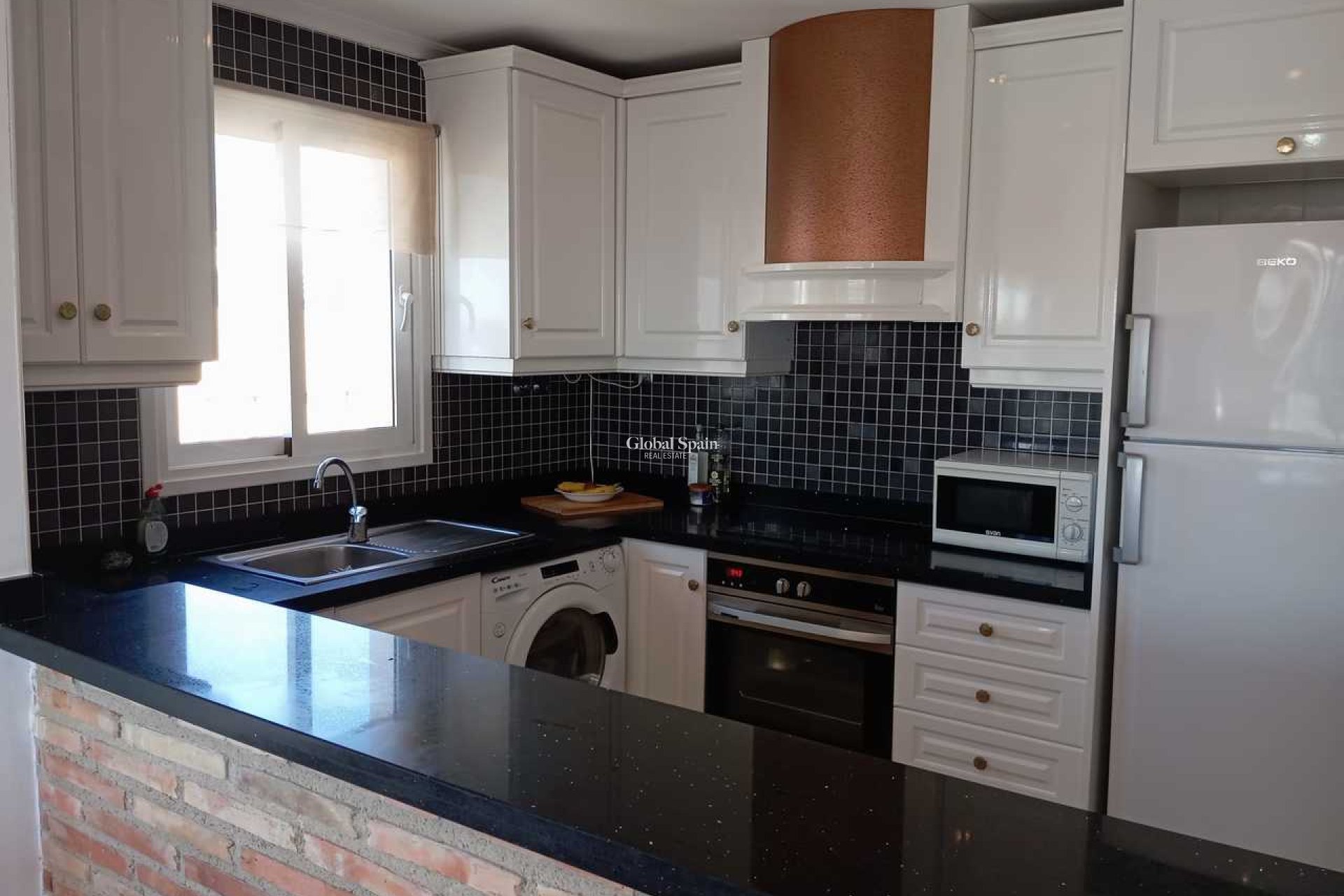 Wiederverkauf - WOHNUNG -
VILLAMARTÍN - Costa Blanca