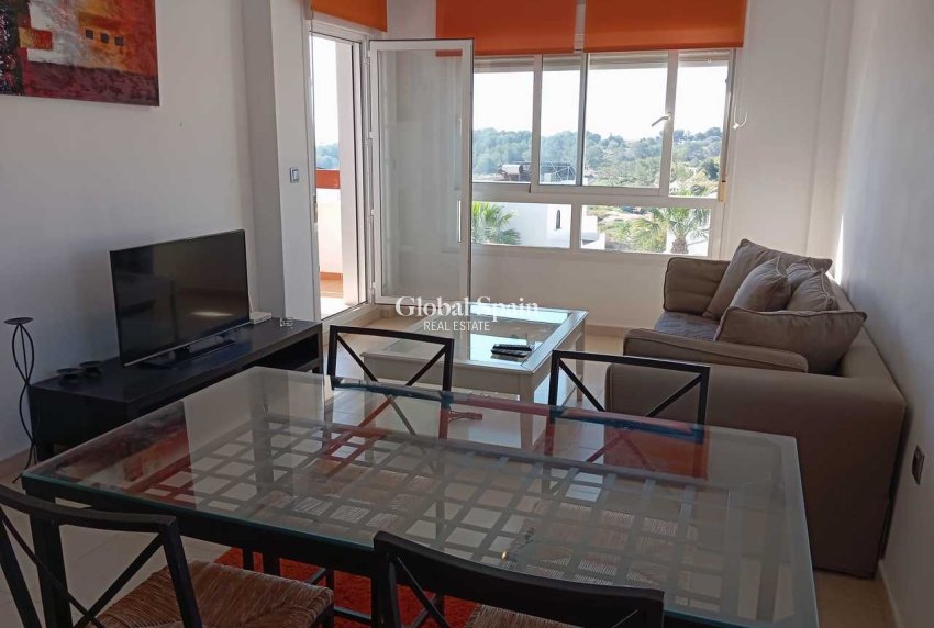 Wiederverkauf - WOHNUNG -
VILLAMARTÍN - Costa Blanca