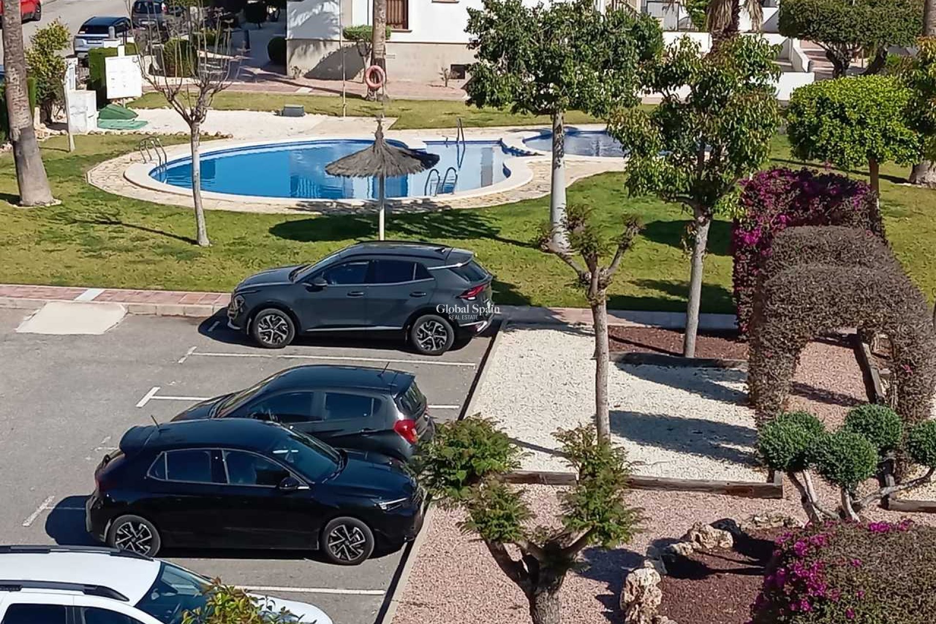 Wiederverkauf - WOHNUNG -
VILLAMARTÍN - Costa Blanca