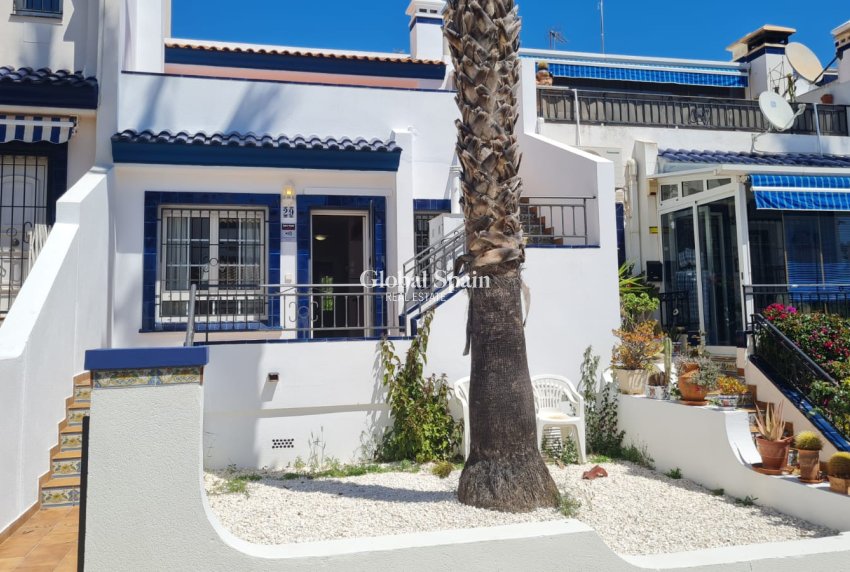 Wiederverkauf - WOHNUNG -
VILLAMARTÍN - Costa Blanca