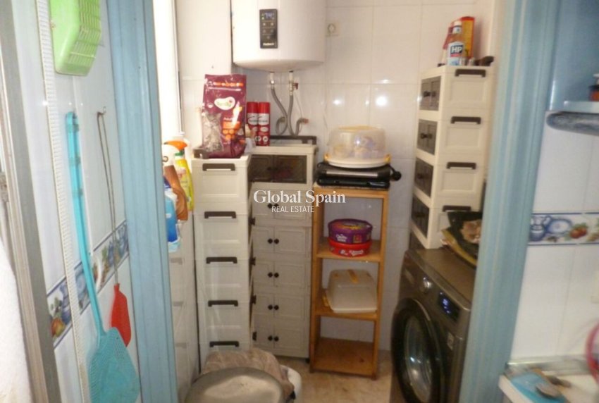 Wiederverkauf - WOHNUNG -
VILLAMARTÍN - Costa Blanca