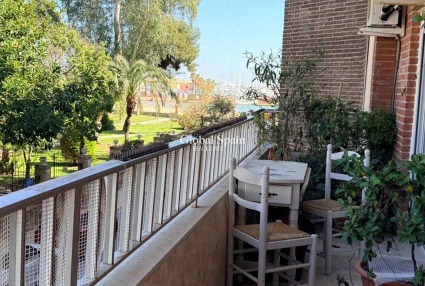 Wiederverkauf - WOHNUNG -
VILLAMARTÍN - Costa Blanca