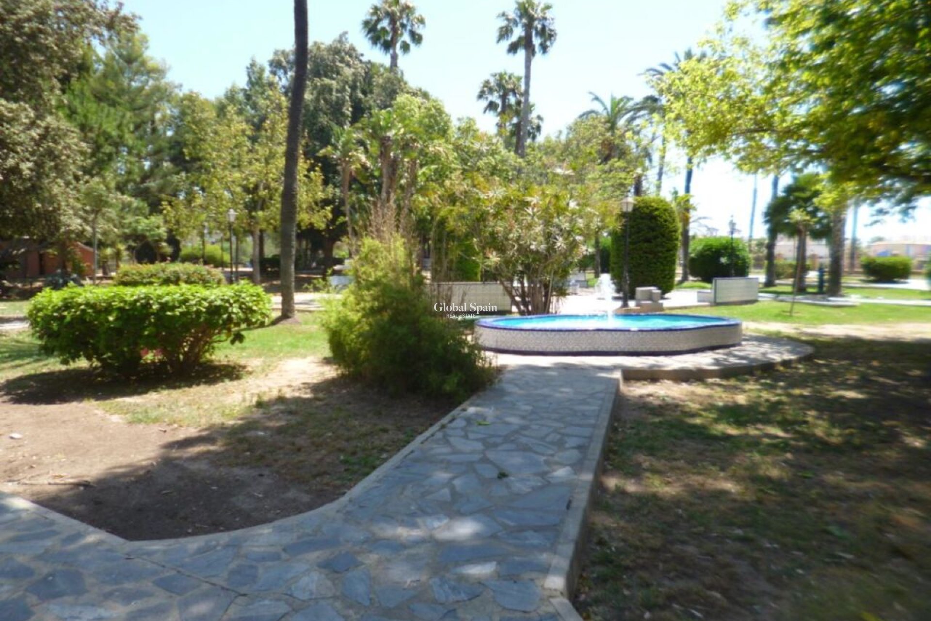 Wiederverkauf - WOHNUNG -
VILLAMARTÍN - Costa Blanca