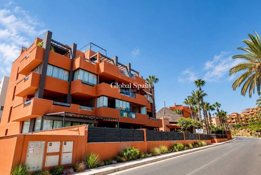 Wiederverkauf - WOHNUNG -
VILLAMARTÍN - Costa Blanca