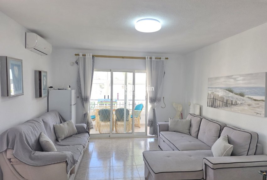 Wiederverkauf - WOHNUNG -
VILLAMARTÍN - Costa Blanca