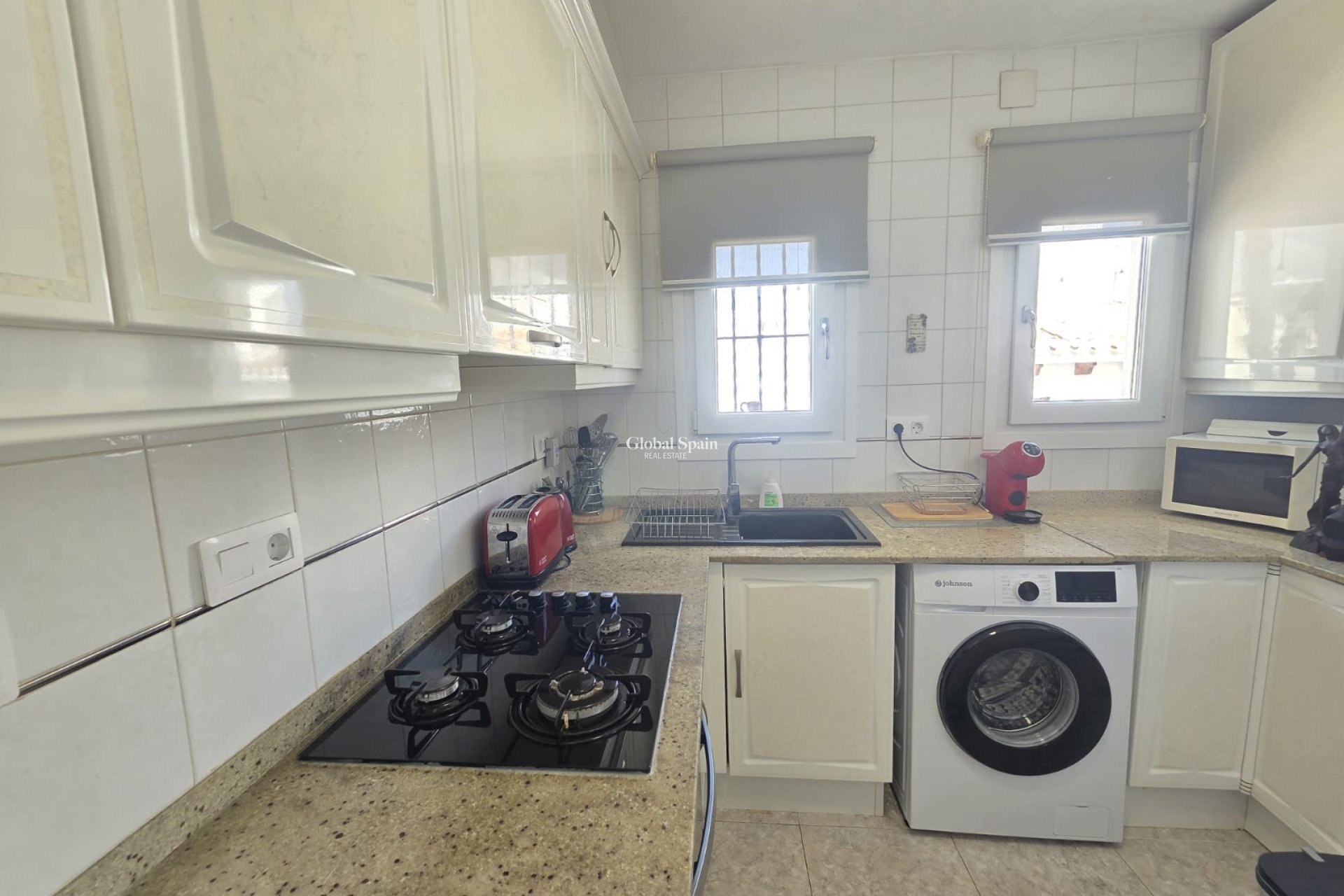 Wiederverkauf - WOHNUNG -
VILLAMARTÍN - Costa Blanca