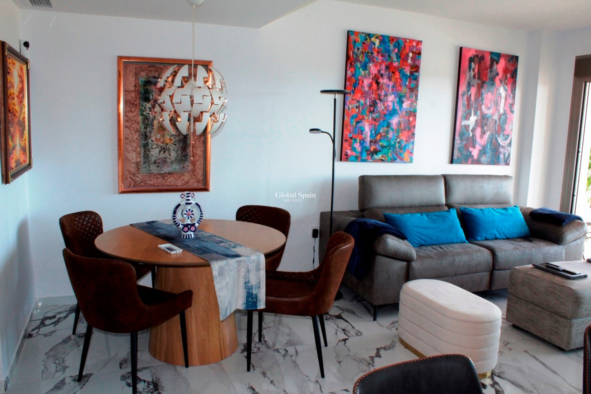 Wiederverkauf - WOHNUNG -
VILLAMARTÍN - Costa Blanca