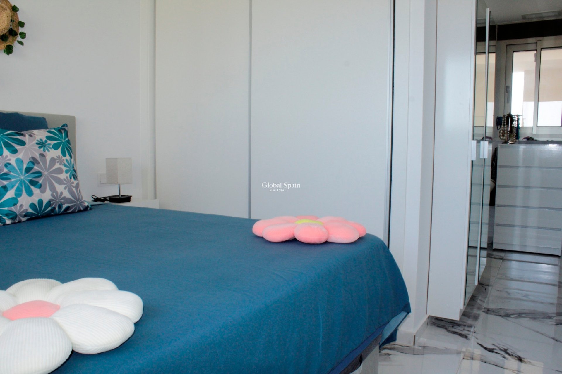 Wiederverkauf - WOHNUNG -
VILLAMARTÍN - Costa Blanca