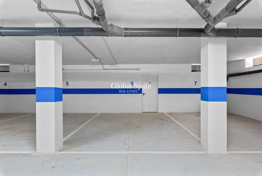 Wiederverkauf - WOHNUNG -
VILLAMARTÍN - Costa Blanca