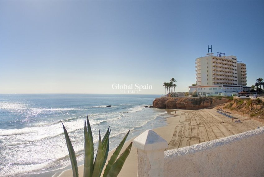 Wiederverkauf - WOHNUNG -
VILLAMARTÍN - Costa Blanca