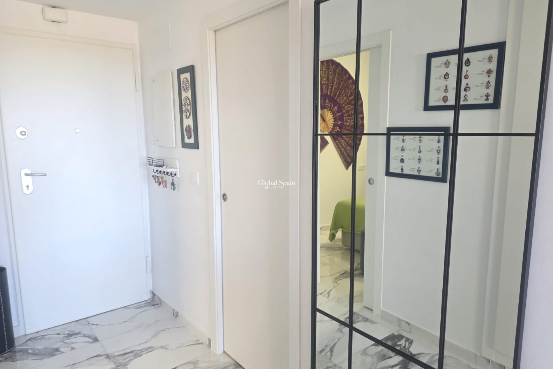 Wiederverkauf - WOHNUNG -
VILLAMARTÍN - Costa Blanca