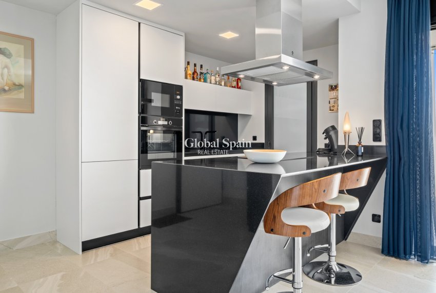 Wiederverkauf - WOHNUNG -
Villamartin - Costa Blanca