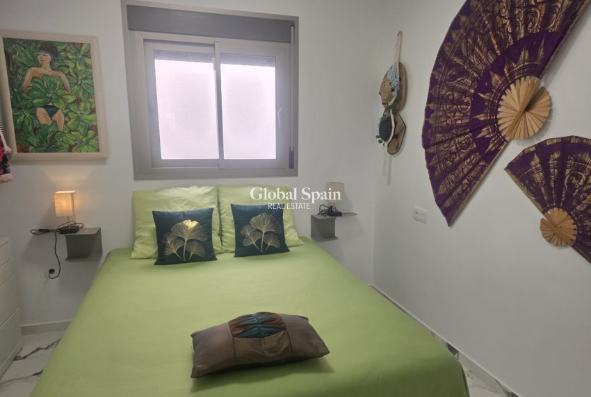 Wiederverkauf - WOHNUNG -
VILLAMARTÍN - Costa Blanca