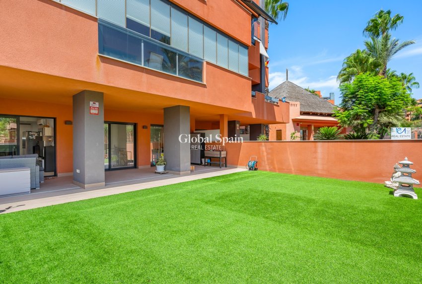 Wiederverkauf - WOHNUNG -
VILLAMARTÍN - Lomas del Golf