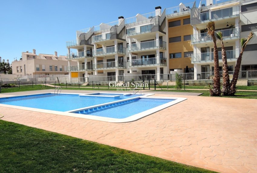 Wiederverkauf - WOHNUNG -
VILLAMARTÍN