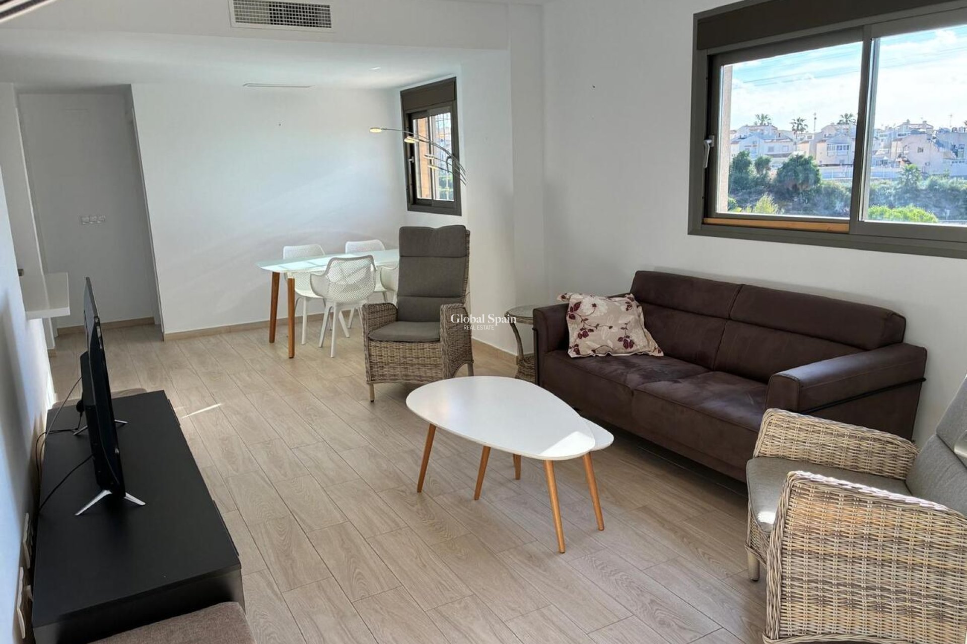 Wiederverkauf - WOHNUNG -
VILLAMARTÍN