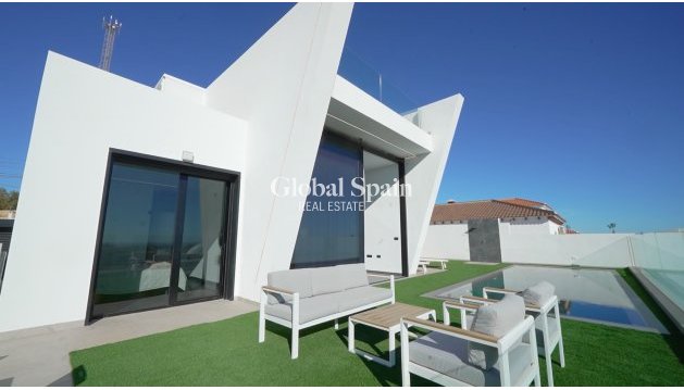 WILLA  - Nowo zbudowane -
                LOS BALCONES - LOS ALTOS - D2393