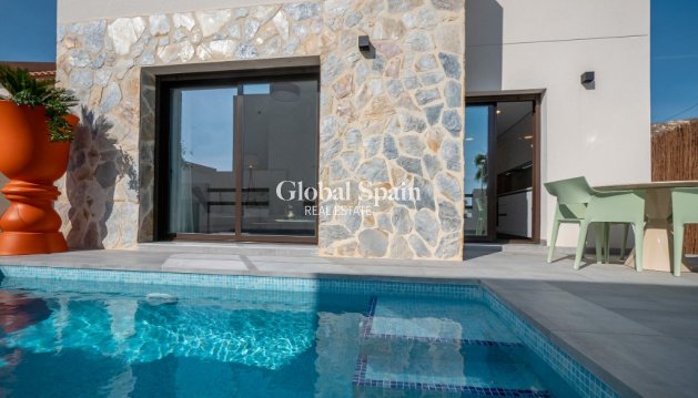 Willa - Nowo zbudowane - VILLAMARTÍN -
                VILLAMARTÍN