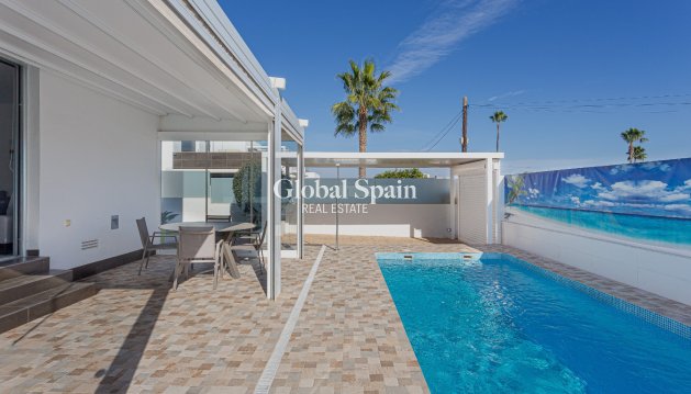 WILLA  - Odsprzedaż -
                ORIHUELA COSTA - GSR-66565