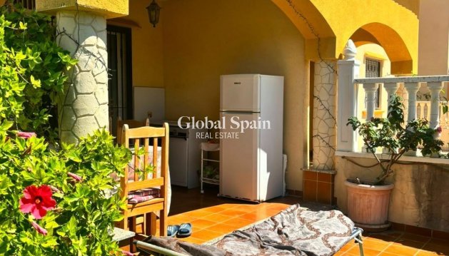 WILLA  - Odsprzedaż - ORIHUELA COSTA -
                Lomas de Cabo Roig