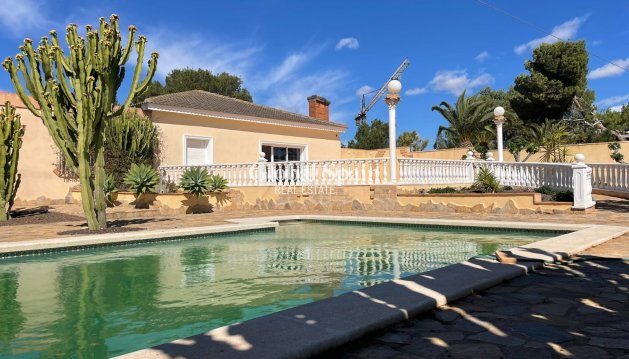 Willa - Odsprzedaż - ORIHUELA COSTA -
                VILLAMARTÍN