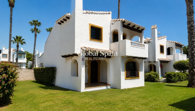 WILLA  - Odsprzedaż - ORIHUELA COSTA -
                
