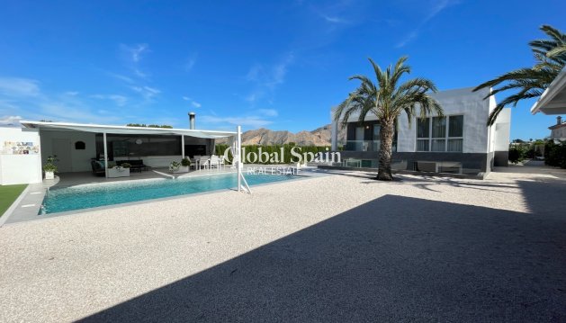 WILLA  - Odsprzedaż -
                ORIHUELA - GSR-59079