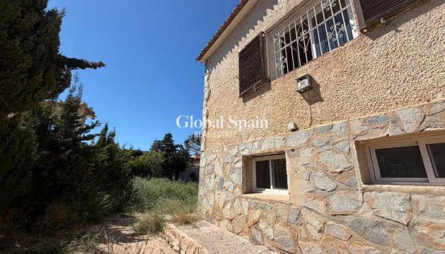 WILLA  - Odsprzedaż - TORREVIEJA -
                LOS BALCONES - LOS ALTOS