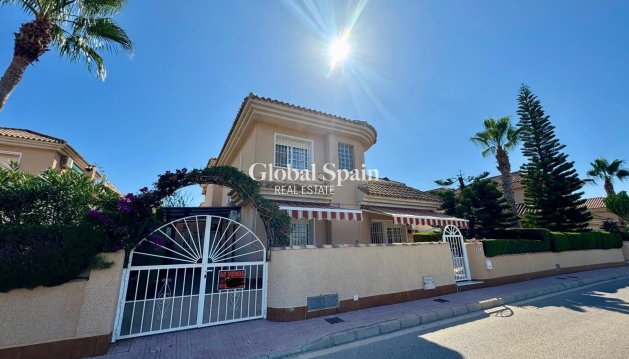 Willa - Odsprzedaż - TORREVIEJA -
                LOS BALCONES - LOS ALTOS