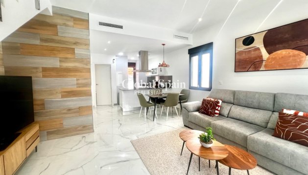 WILLA  - Odsprzedaż - TORREVIEJA -
                