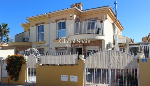 WILLA  - Odsprzedaż - VILLAMARTÍN -
                Costa Blanca