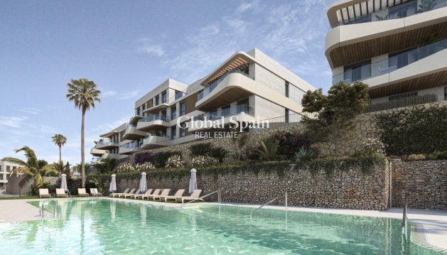 WOHNUNG - Neubau - ESTEPONA -
                Azata Golf