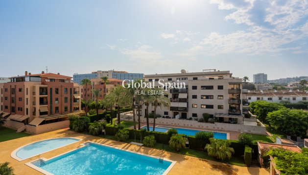 WOHNUNG - Wiederverkauf - DENIA -
                Port