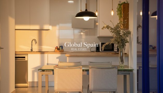 WOHNUNG - Wiederverkauf - EL CAMPELLO -
                Costa Blanca