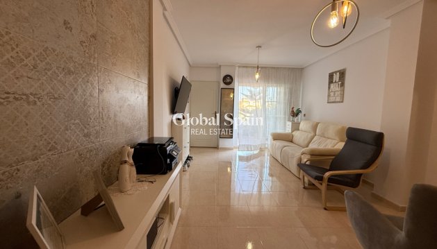 WOHNUNG - Wiederverkauf -
                ORIHUELA - CJ-11821