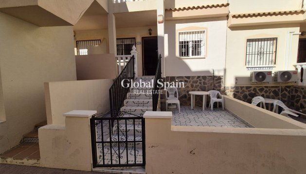 WOHNUNG - Wiederverkauf - ORIHUELA COSTA -
                La Florida