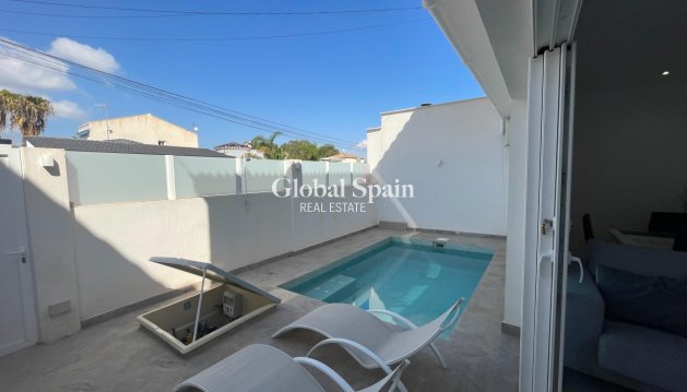 WOHNUNG - Wiederverkauf - ORIHUELA COSTA -
                La Regia