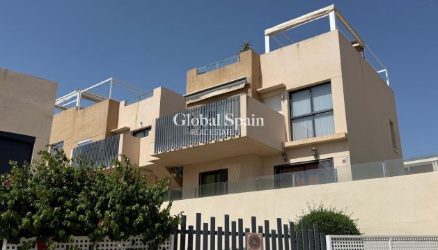 WOHNUNG - Wiederverkauf - ORIHUELA COSTA -
                La Zenia