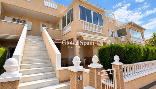 WOHNUNG - Wiederverkauf - ORIHUELA COSTA -
                Punta Prima