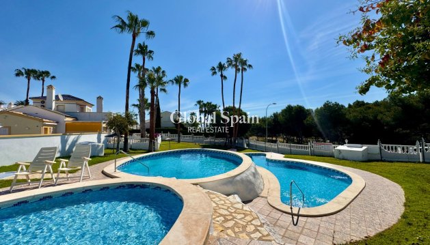 WOHNUNG - Wiederverkauf - ORIHUELA COSTA -
                VILLAMARTÍN