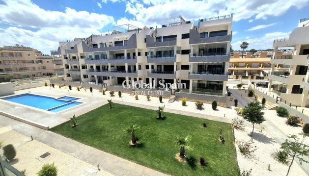 WOHNUNG - Wiederverkauf - ORIHUELA COSTA -
                VILLAMARTÍN